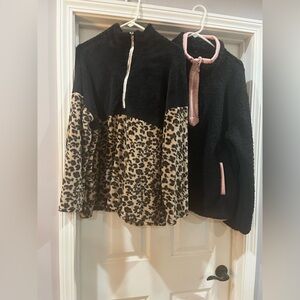 Bundle of 2 - Leopard Print and Black Fleece Pullovers
